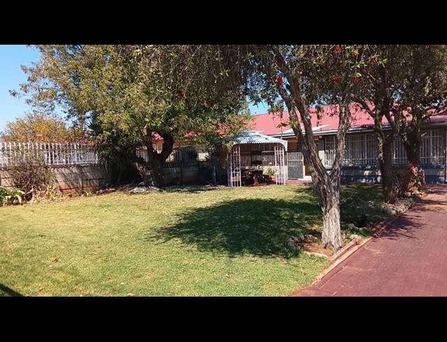 3 BEDROOM HOUSE FOR SALE IN HOMELAKE